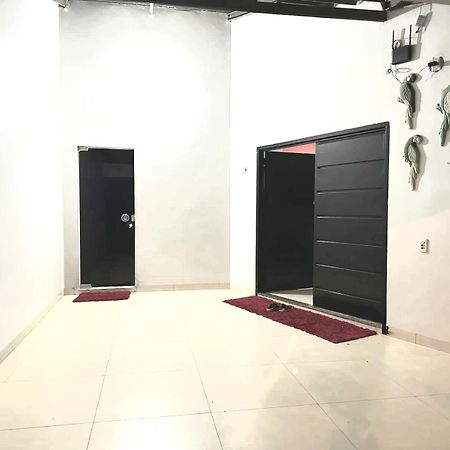 Casa De Hospedes Proximo Ao Aeroporto E Rodoviaria 帕尔马斯 外观 照片